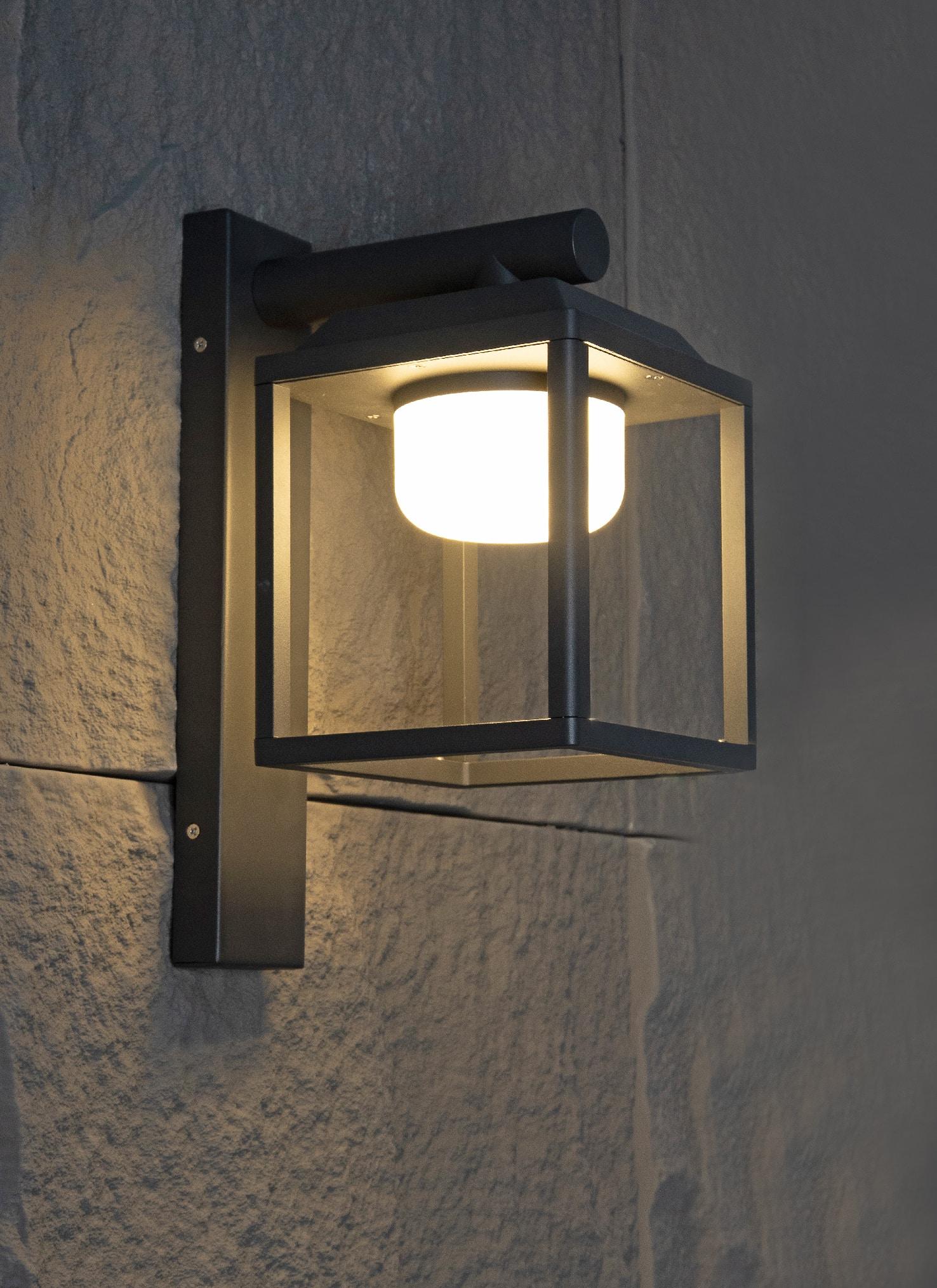 Emitron SH-W202291RD-CB framed wall lantern