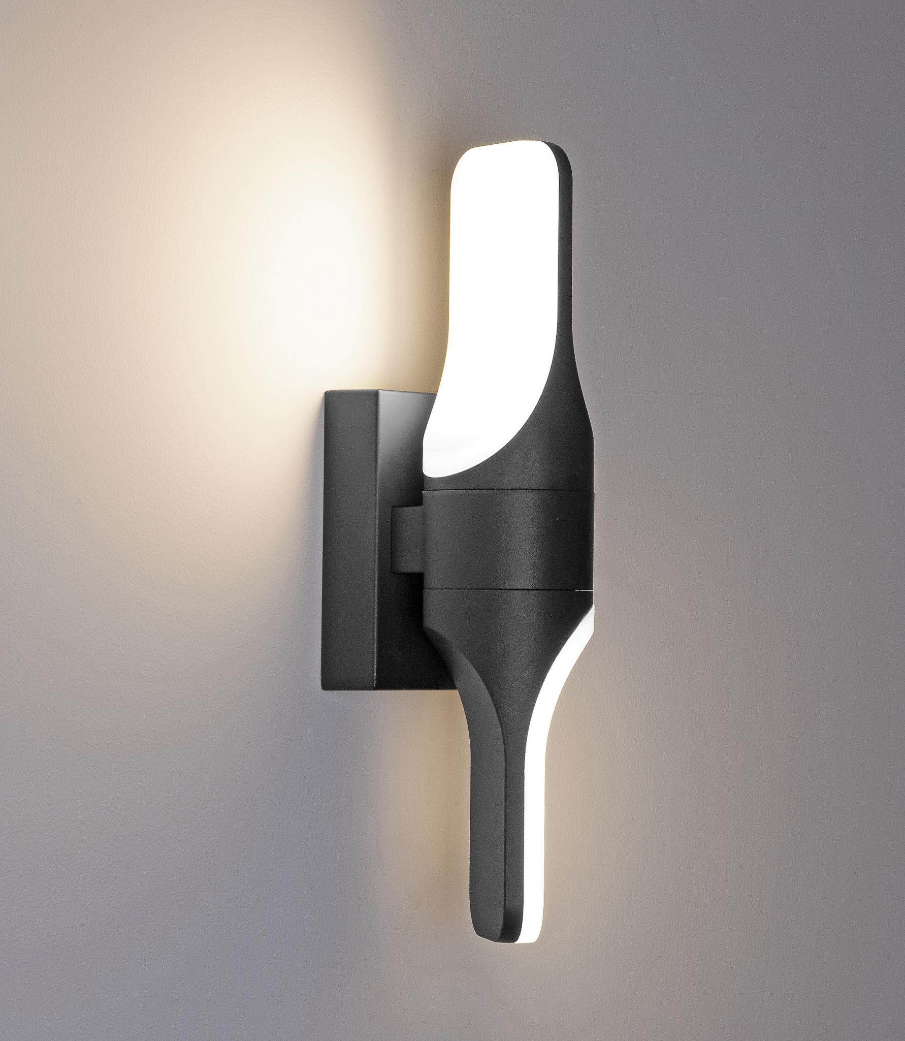 Emitron SH-W202304-2 vertical wall light
